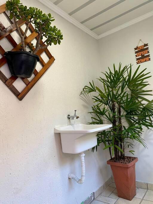 Hospedagem Mae Aparecida - Casa Bagian luar foto
